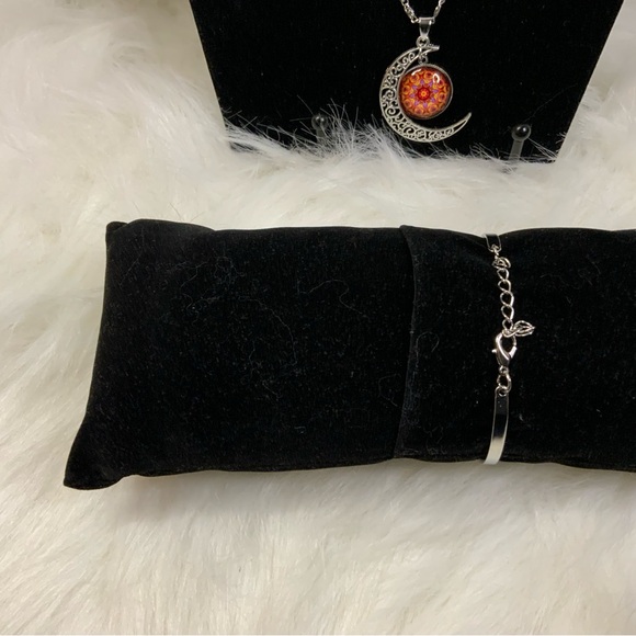 Glass Dome Crescent Moon Jewelry Set ( NWOT) - Picture 5 of 5